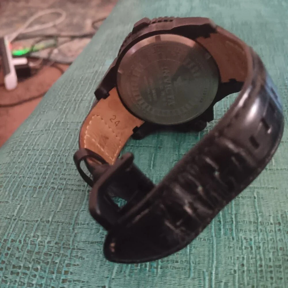 Invicta - Picture 3 of 5